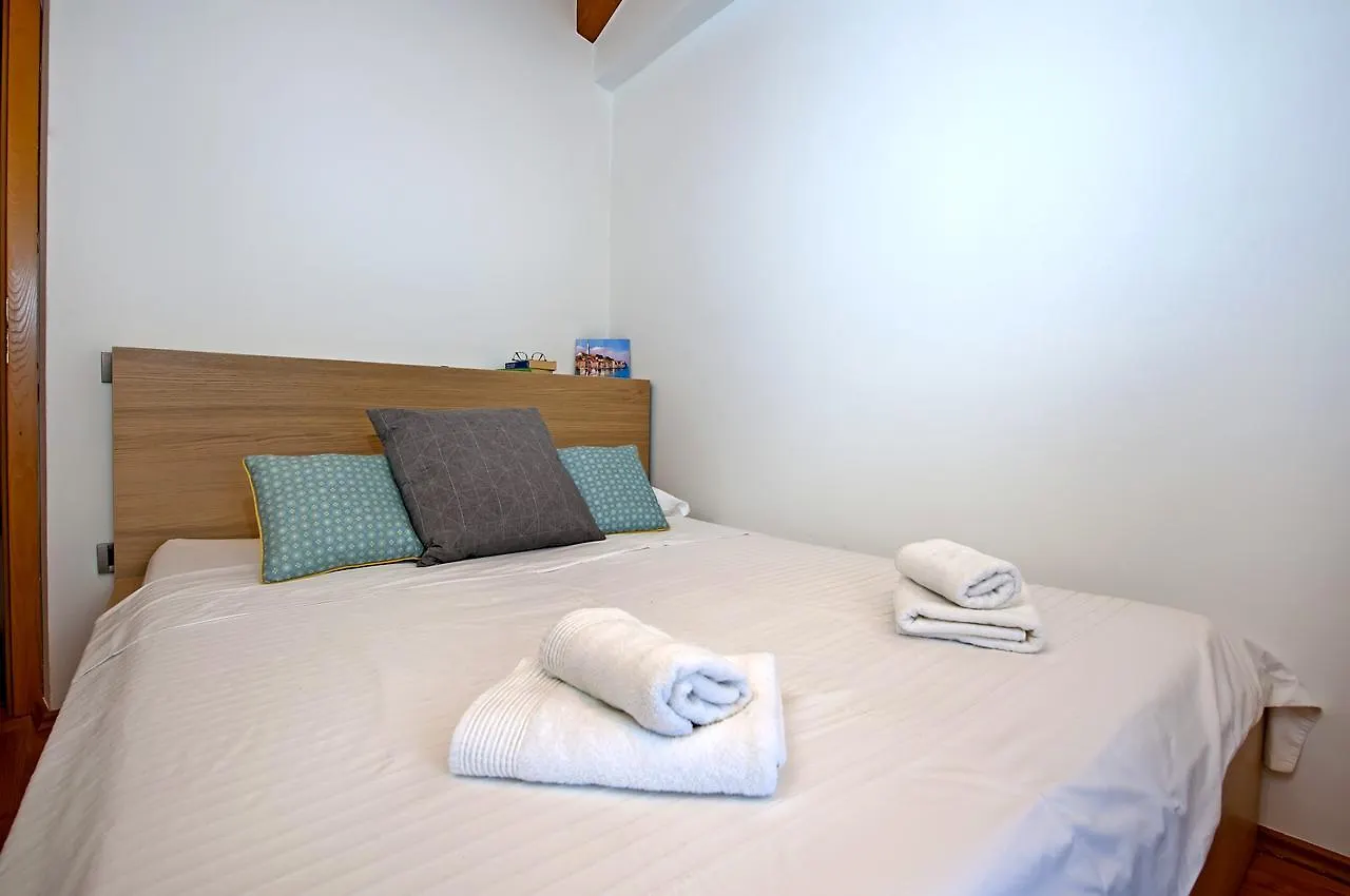 Monte Holiday Home With Jacuzzi Rovinj