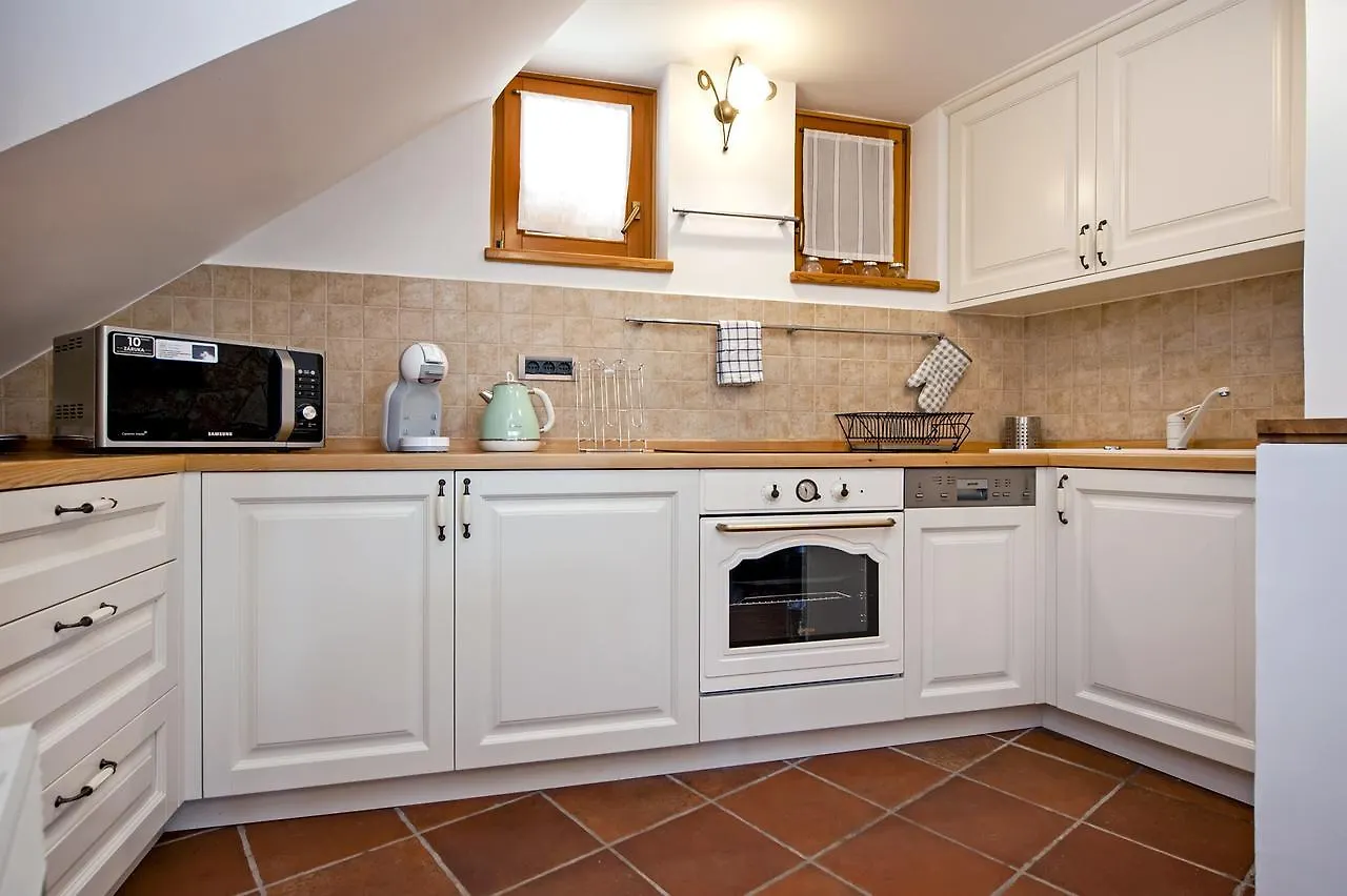 Monte Holiday Home With Jacuzzi Rovinj