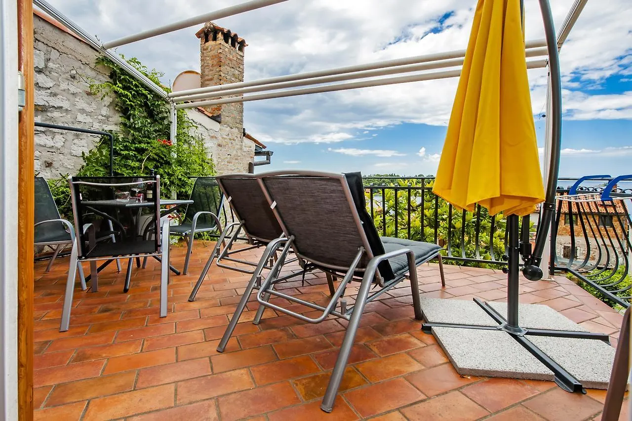 Monte Holiday Home With Jacuzzi Rovinj 0*,  Kroatien
