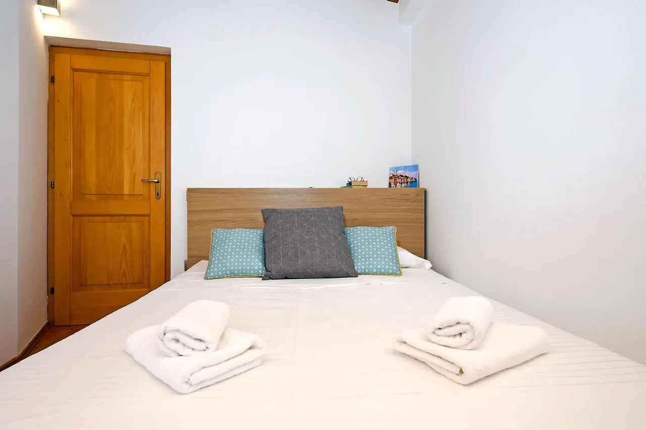 Monte Holiday Home With Jacuzzi Rovinj
