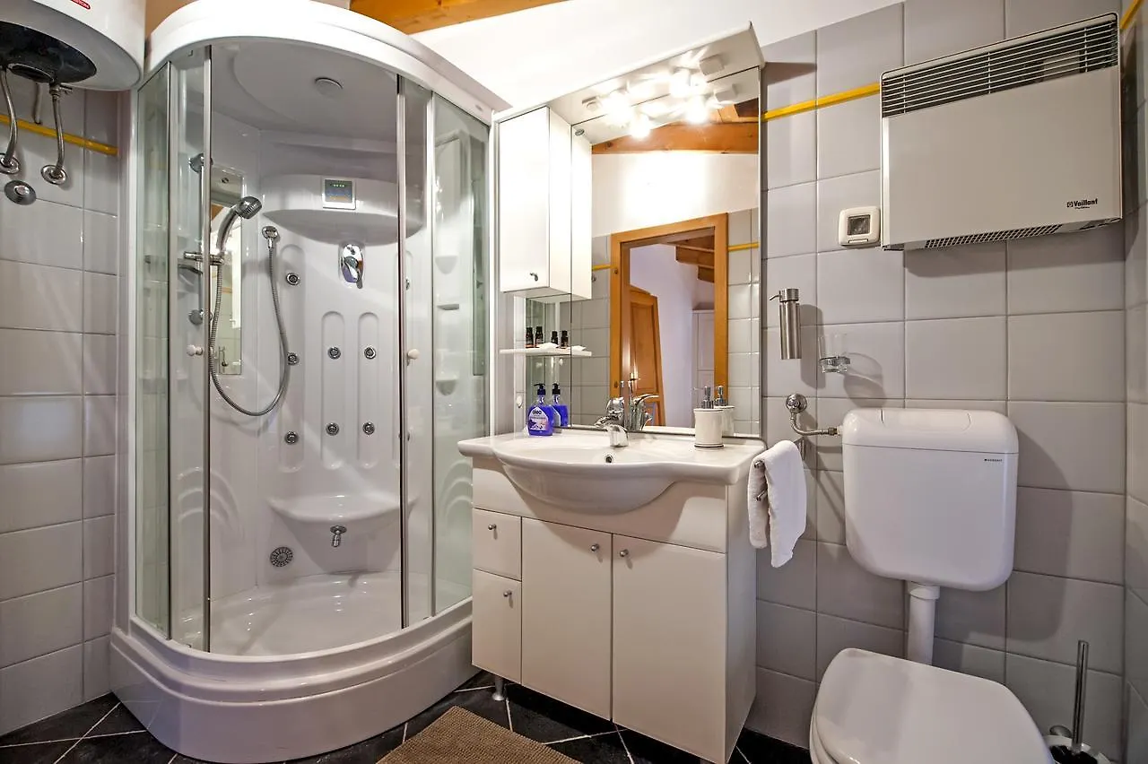 Monte Holiday Home With Jacuzzi Rovinj