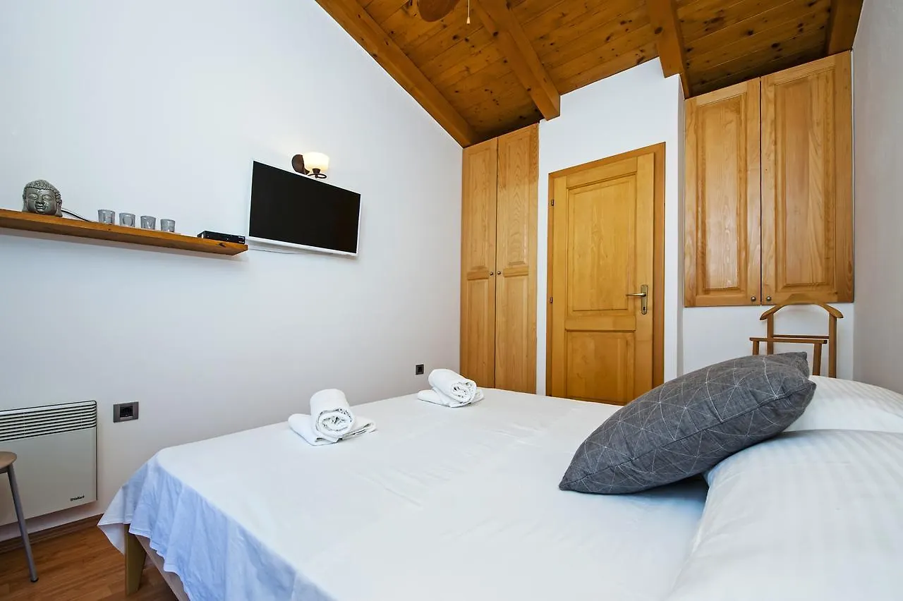 Monte Holiday Home With Jacuzzi Rovinj Kroatien