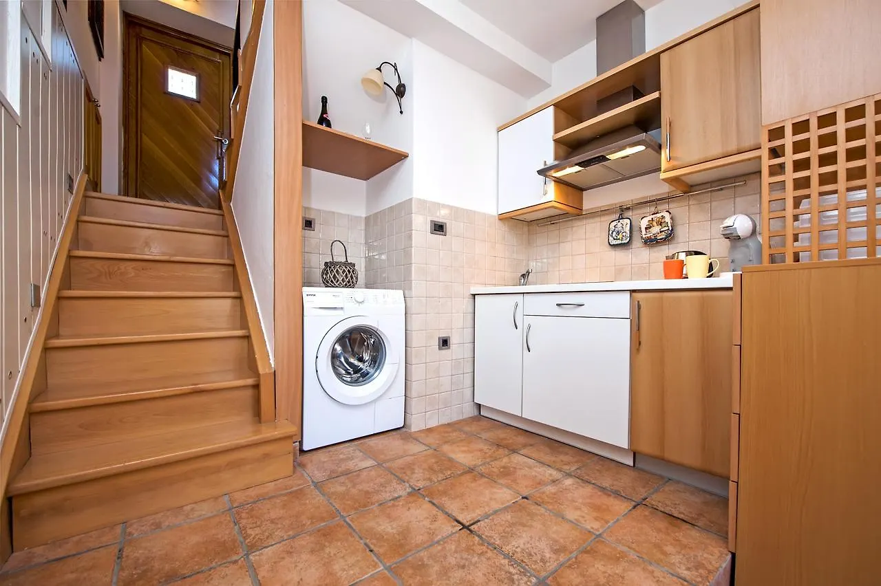 Monte Holiday Home With Jacuzzi Rovinj 0*,  Kroatien