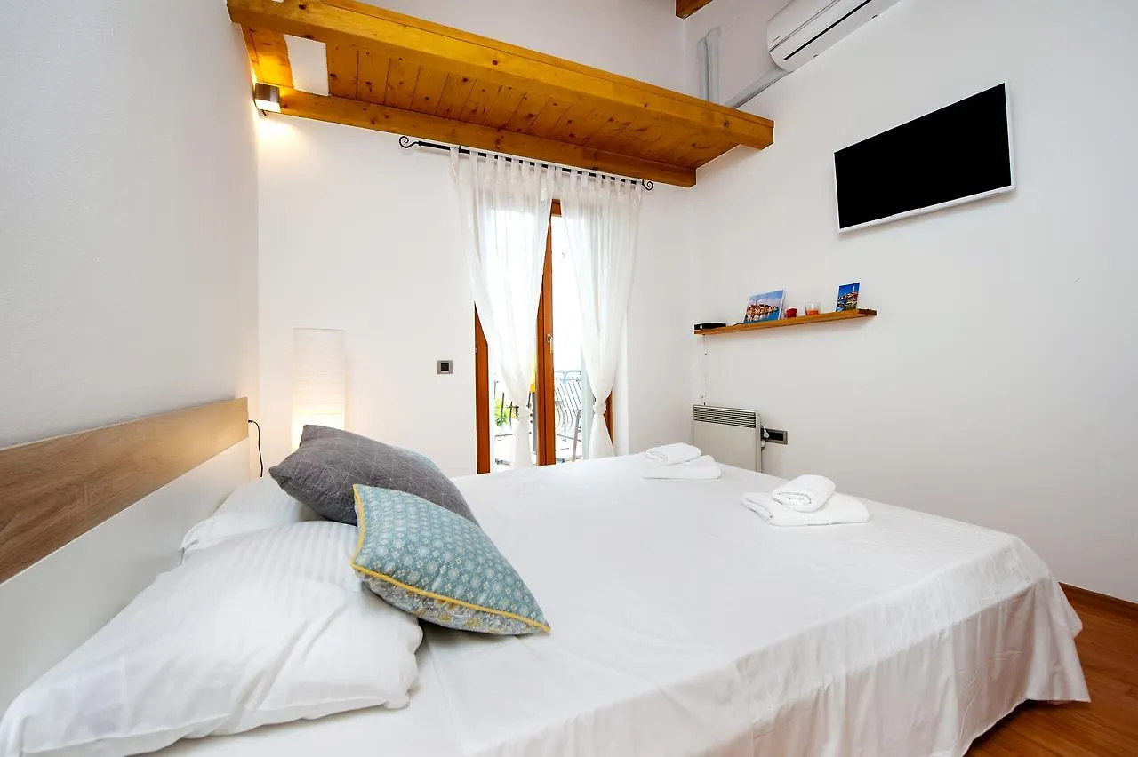Monte Holiday Home With Jacuzzi Rovinj Croatia