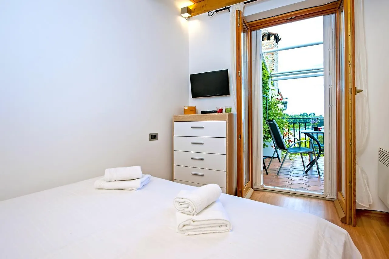 Monte Holiday Home With Jacuzzi Rovinj Croatia